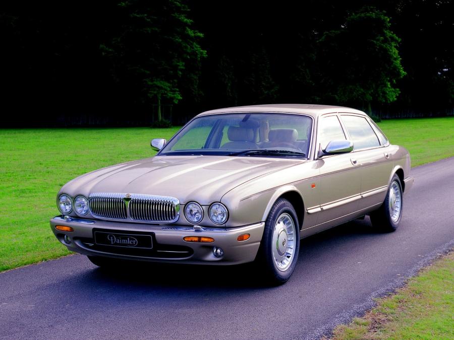  Daimler V8 1998 года  (фото 3 из 4)